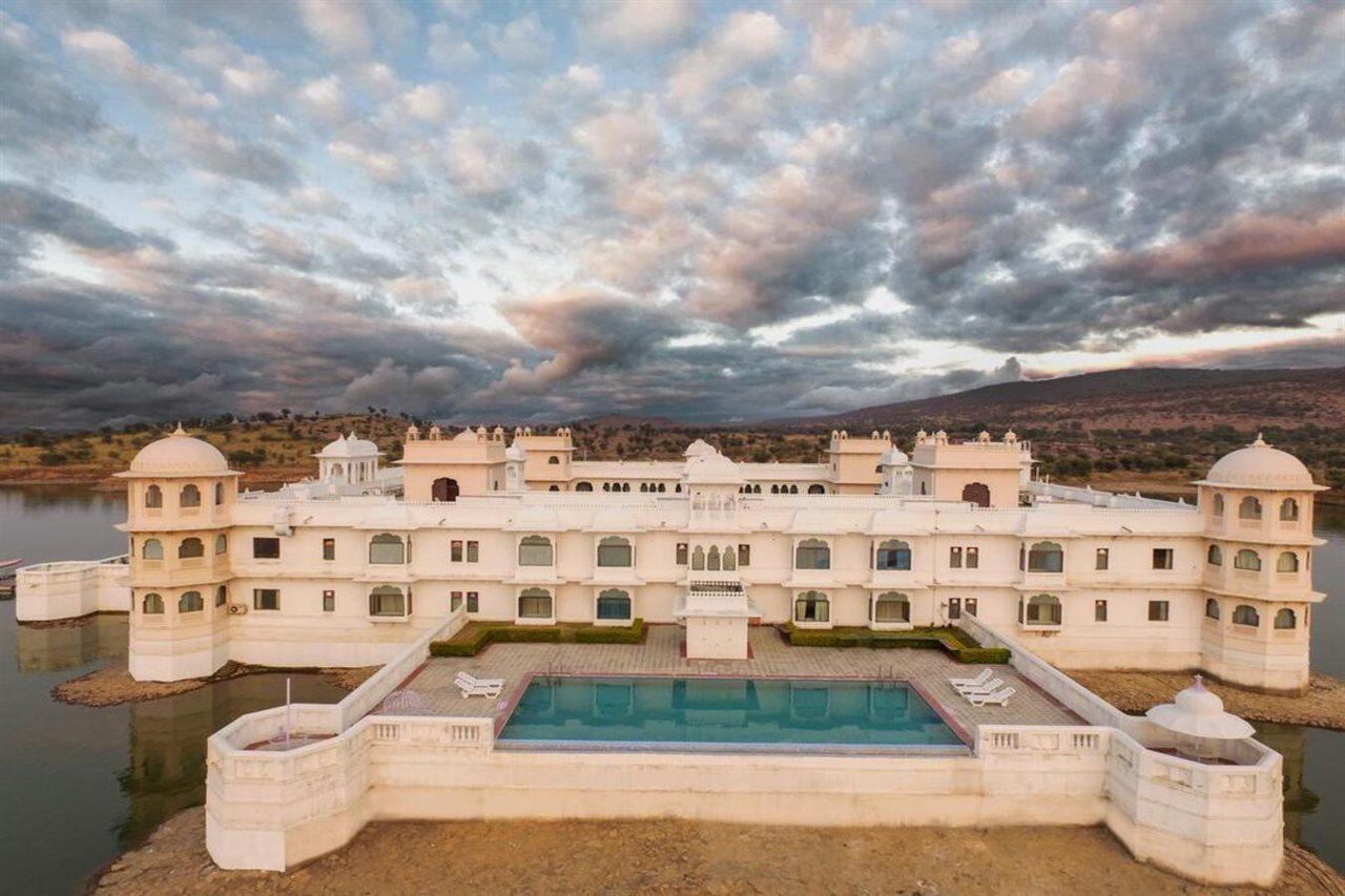 Juesta Lake Nahargarh Palace, Chittorgarh Pārsoli Exteriör bild